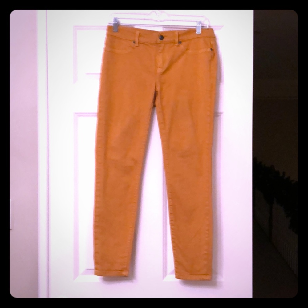Gold skinny jeans